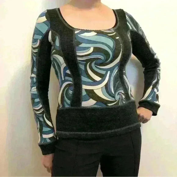 Retro pattern warm top, 🇨🇦 Canadian Designer KarKass - Picture 5 of 7